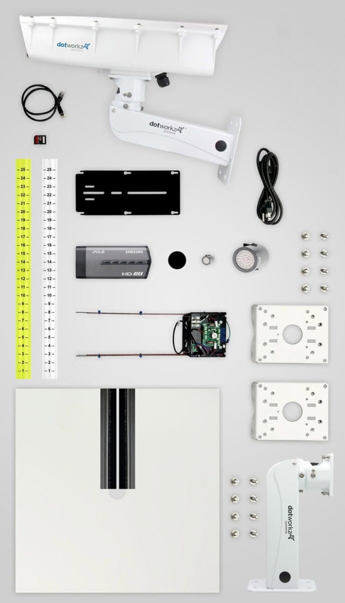 Manual FlipTech® Snow Stake LIVE Camera with Snow Reporting Kit